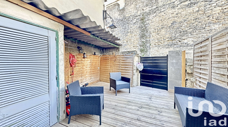 Ma-Cabane - Vente Maison Saint-Mitre-les-Remparts, 100 m²