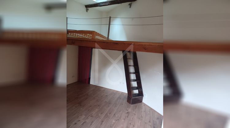 Ma-Cabane - Vente Maison Saint-Mitre-les-Remparts, 39 m²