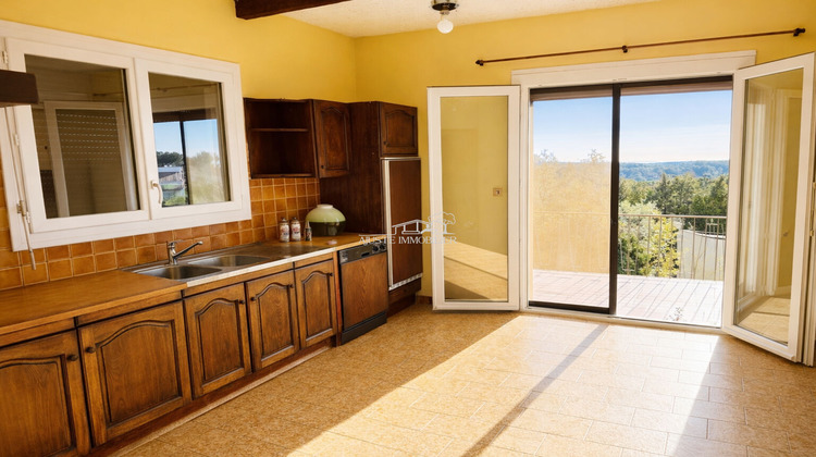 Ma-Cabane - Vente Maison SAINT-MITRE-LES-REMPARTS, 260 m²