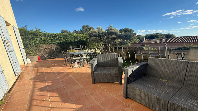 Ma-Cabane - Vente Maison SAINT-MITRE-LES-REMPARTS, 97 m²