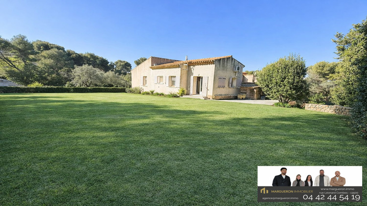 Ma-Cabane - Vente Maison Saint-Mitre-les-Remparts, 210 m²