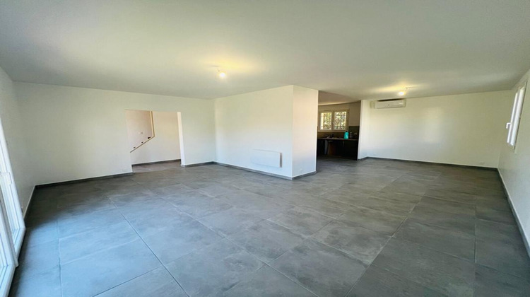 Ma-Cabane - Vente Maison SAINT MITRE LES REMPARTS, 113 m²