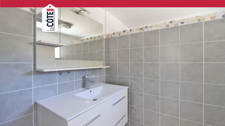 Ma-Cabane - Vente Maison SAINT-MITRE-LES-REMPARTS, 60 m²