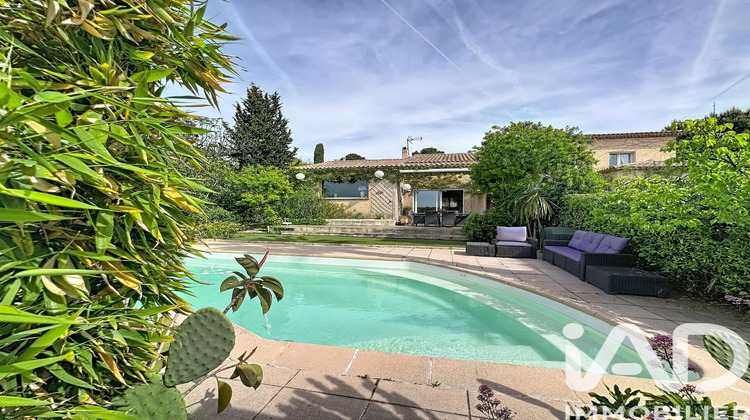 Ma-Cabane - Vente Maison Saint-Mitre-les-Remparts, 151 m²