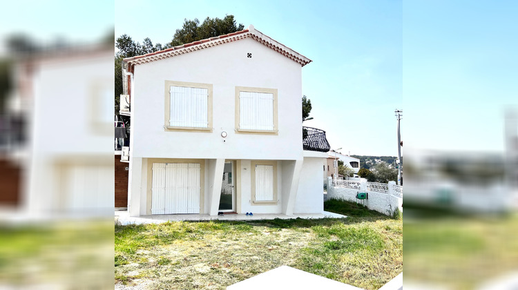 Ma-Cabane - Vente Maison SAINT-MITRE-LES-REMPARTS, 73 m²