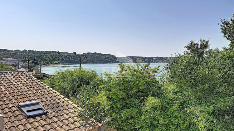Ma-Cabane - Vente Maison SAINT-MITRE-LES-REMPARTS, 48 m²