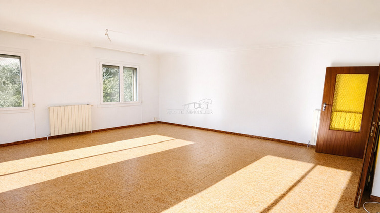 Ma-Cabane - Vente Maison SAINT-MITRE-LES-REMPARTS, 260 m²