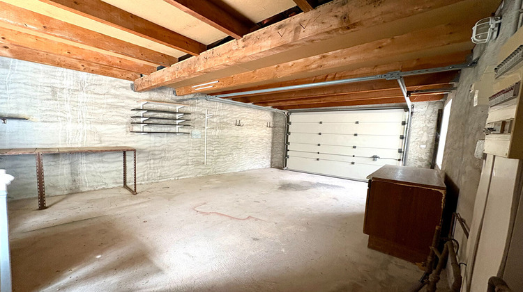 Ma-Cabane - Vente Maison SAINT-MITRE-LES-REMPARTS, 146 m²