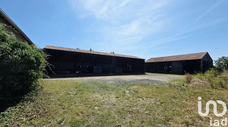 Ma-Cabane - Vente Maison Saint-Nicolas-des-Motets, 223 m²