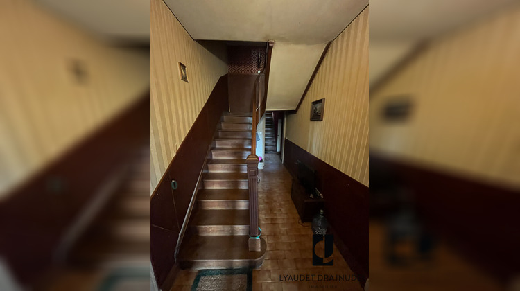 Ma-Cabane - Vente Maison SAINT-NIZIER-SOUS-CHARLIEU, 250 m²