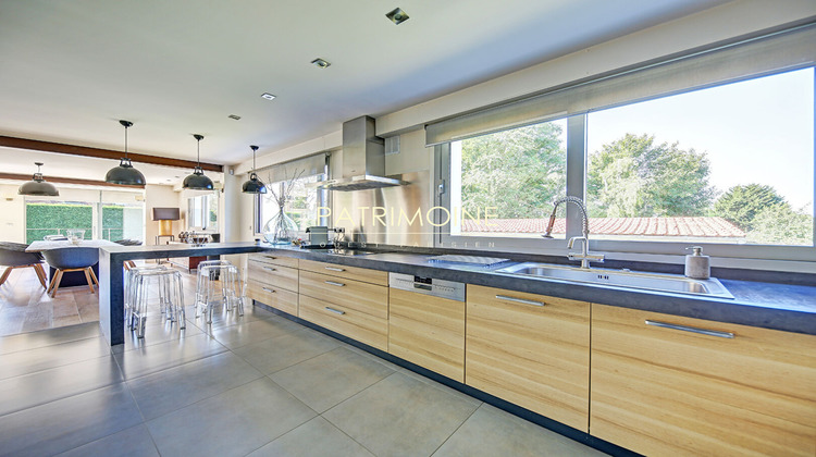 Ma-Cabane - Vente Maison SAINT-NOM-LA-BRETECHE, 284 m²