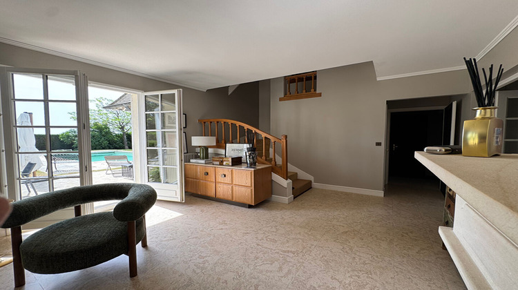 Ma-Cabane - Vente Maison SAINT-NOM-LA-BRETECHE, 215 m²