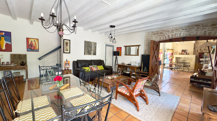 Ma-Cabane - Vente Maison SAINT-OUEN-D'AUNIS, 390 m²