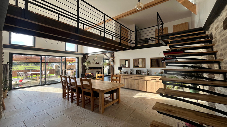 Ma-Cabane - Vente Maison SAINT-OUEN-DES-TOITS, 335 m²