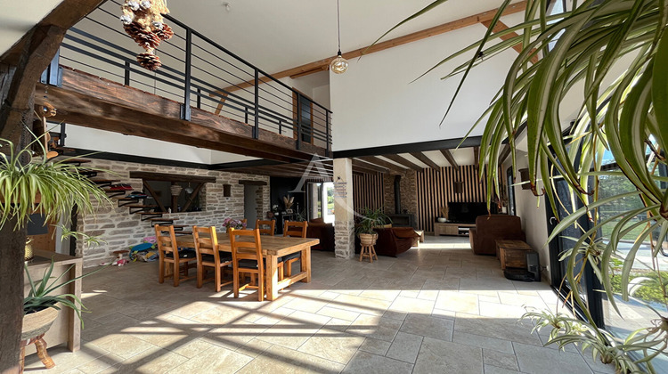 Ma-Cabane - Vente Maison SAINT-OUEN-DES-TOITS, 335 m²