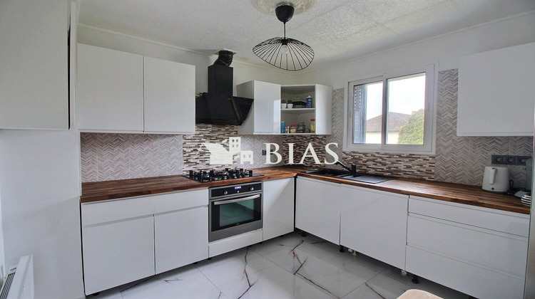 Ma-Cabane - Vente Maison Saint-Ouen-du-Tilleul, 92 m²