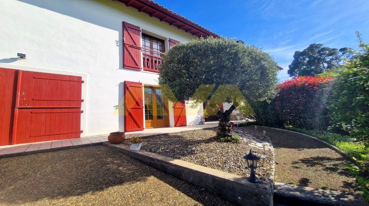 Ma-Cabane - Vente Maison Saint-Palais, 300 m²