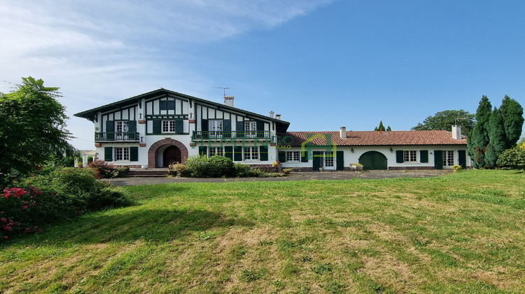 Ma-Cabane - Vente Maison Saint-Palais, 330 m²