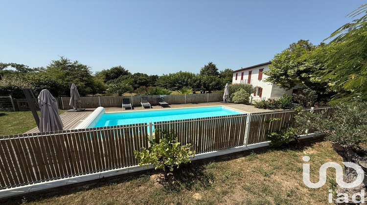 Ma-Cabane - Vente Maison Saint-Palais, 385 m²