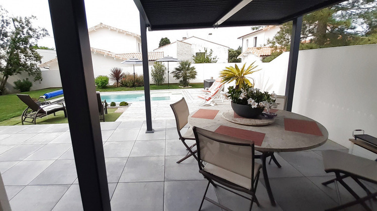 Ma-Cabane - Vente Maison SAINT-PALAIS-SUR-MER, 208 m²