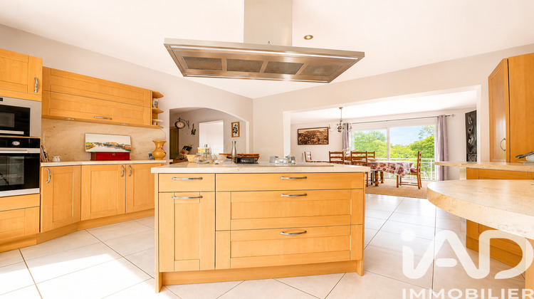 Ma-Cabane - Vente Maison Saint-Palais-sur-Mer, 224 m²