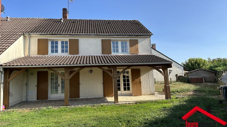 Ma-Cabane - Vente Maison Saint-Pantaléon-de-Larche, 90 m²