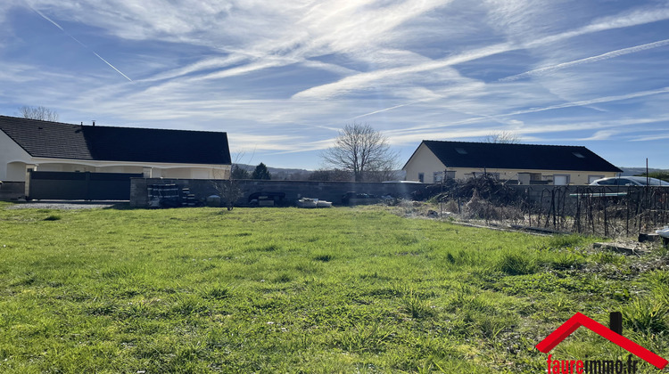 Ma-Cabane - Vente Maison Saint-Pantaléon-de-Larche, 140 m²