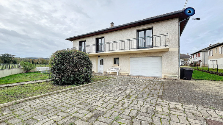 Ma-Cabane - Vente Maison Saint-Pantaléon-de-Larche, 136 m²