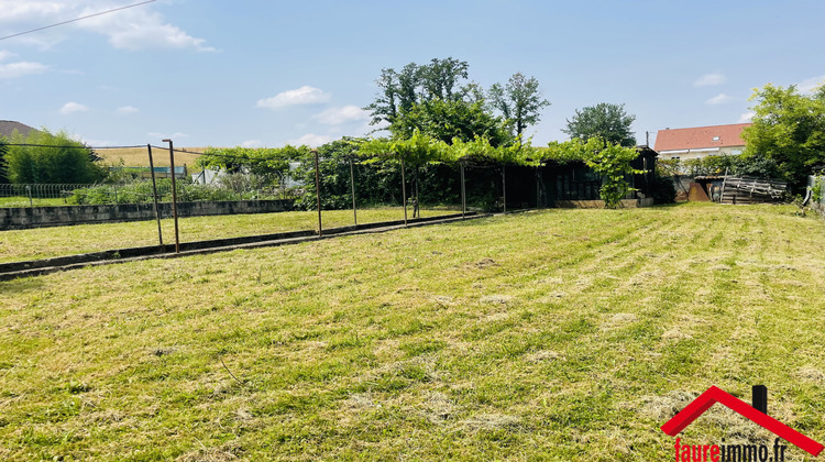 Ma-Cabane - Vente Maison Saint-Pantaléon-de-Larche, 120 m²
