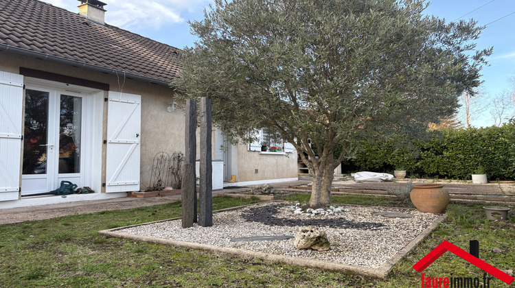 Ma-Cabane - Vente Maison Saint-Pantaléon-de-Larche, 97 m²