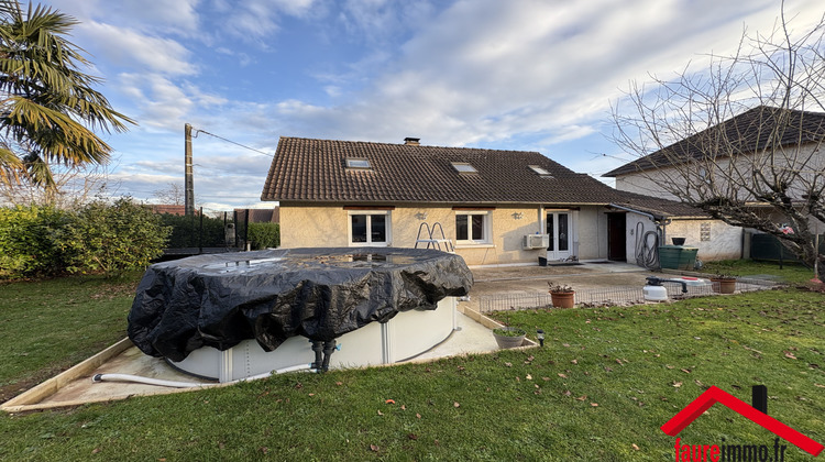 Ma-Cabane - Vente Maison Saint-Pantaléon-de-Larche, 97 m²