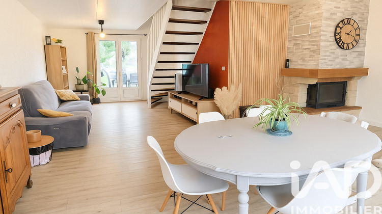 Ma-Cabane - Vente Maison Saint-Pantaléon-de-Larche, 97 m²