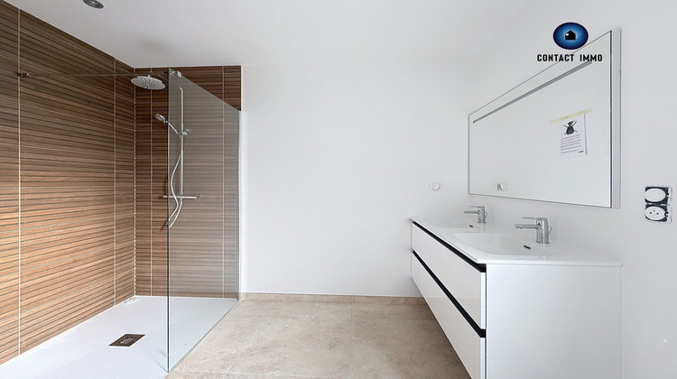 Ma-Cabane - Vente Maison Saint-Pantaléon-de-Larche, 115 m²