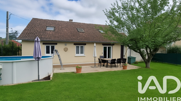 Ma-Cabane - Vente Maison Saint-Pantaléon-de-Larche, 97 m²