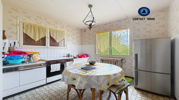 Ma-Cabane - Vente Maison Saint-Pantaléon-de-Larche, 93 m²