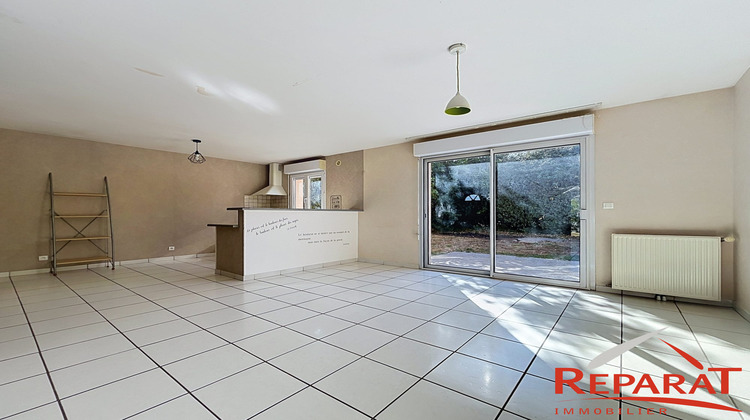 Ma-Cabane - Vente Maison Saint-Pantaléon-de-Larche, 95 m²