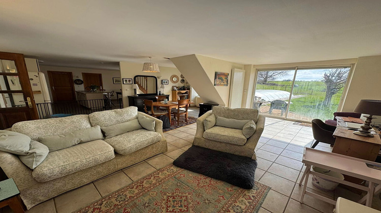 Ma-Cabane - Vente Maison SAINT-PARDOUX-CORBIER, 143 m²