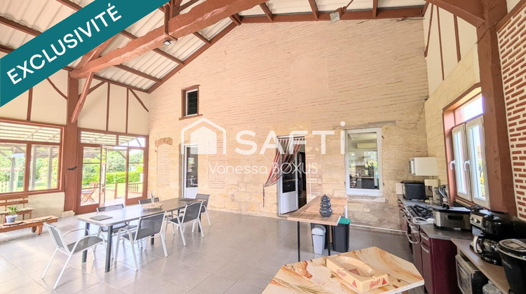 Ma-Cabane - Vente Maison Saint-Pardoux-du-Breuil, 262 m²