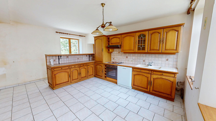 Ma-Cabane - Vente Maison SAINT-PARIZE-LE-CHATEL, 103 m²