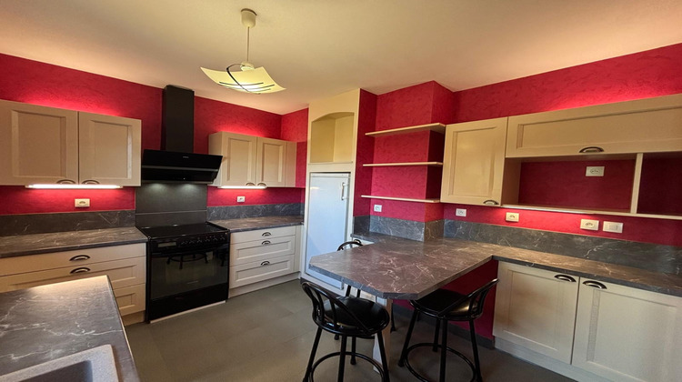 Ma-Cabane - Vente Maison Saint-Parize-le-Châtel, 75 m²