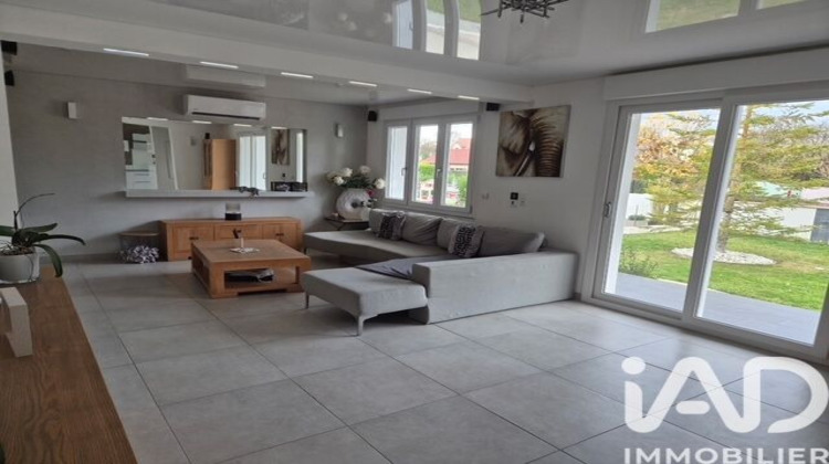 Ma-Cabane - Vente Maison Saint-Parres-Aux-Tertres, 152 m²