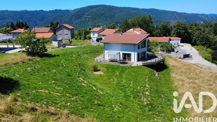 Ma-Cabane - Vente Maison Saint-Paul-en-Cornillon, 192 m²