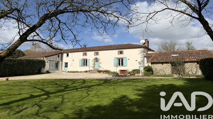 Ma-Cabane - Vente Maison Saint-Paul-en-Gâtine, 268 m²