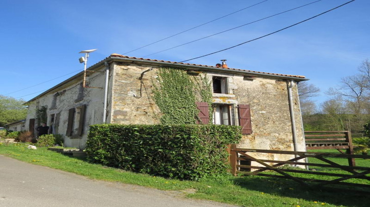 Ma-Cabane - Vente Maison SAINT PAUL EN GATINE, 159 m²