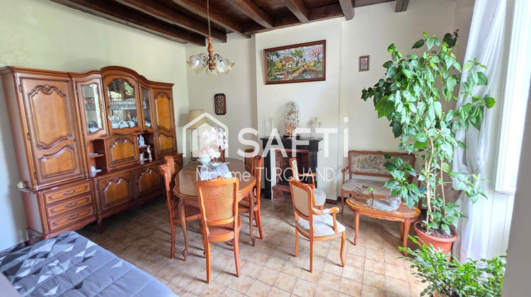 Ma-Cabane - Vente Maison Saint-Paul-en-Gatine, 169 m²