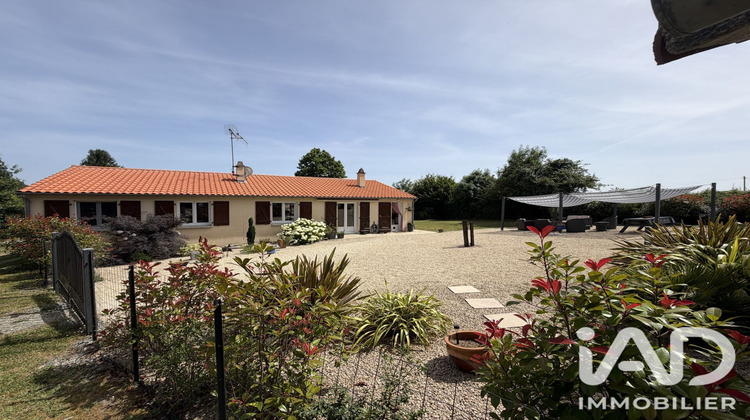 Ma-Cabane - Vente Maison Saint-Paul-en-Gâtine, 150 m²