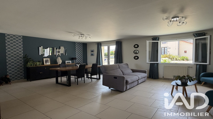 Ma-Cabane - Vente Maison Saint-Paul-en-Gâtine, 150 m²