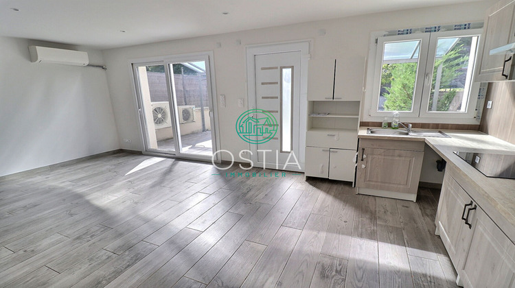 Ma-Cabane - Vente Maison SAINT-PAUL-EN-JAREZ, 60 m²