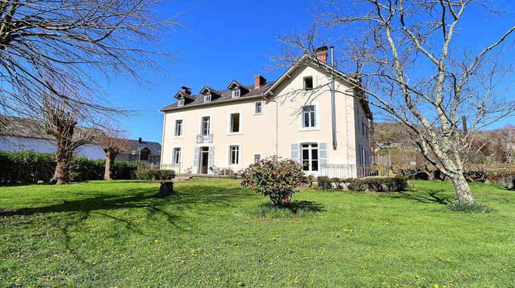 Ma-Cabane - Vente Maison SAINT PE DE BIGORRE, 306 m²