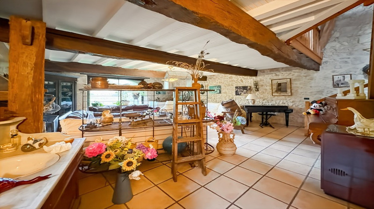 Ma-Cabane - Vente Maison SAINT PE SAINT SIMON, 360 m²